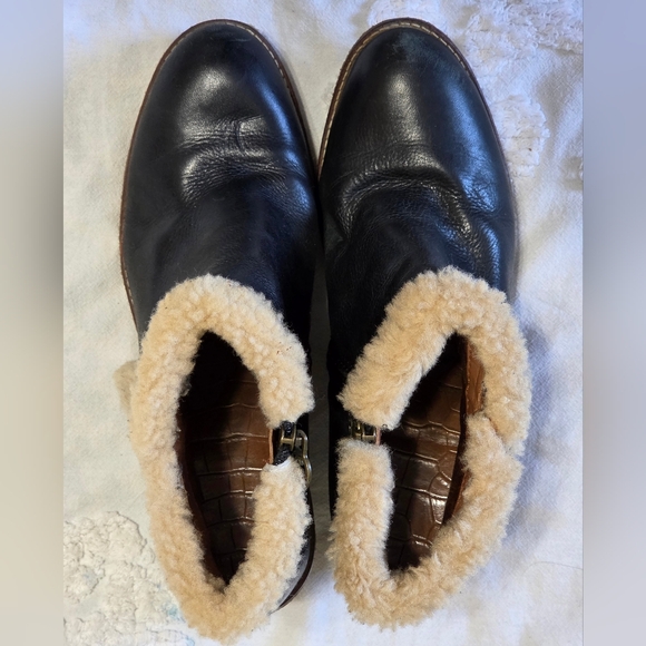 Sam Edelman Black Leather Wedge Zip Up Ankle Bootie Faux Sherpa Details Sz 9 - Picture 13 of 14
